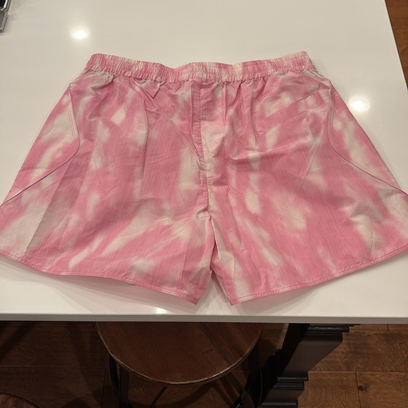 GANNI Women’s Shorts, NWT. - Picture 3 of 3